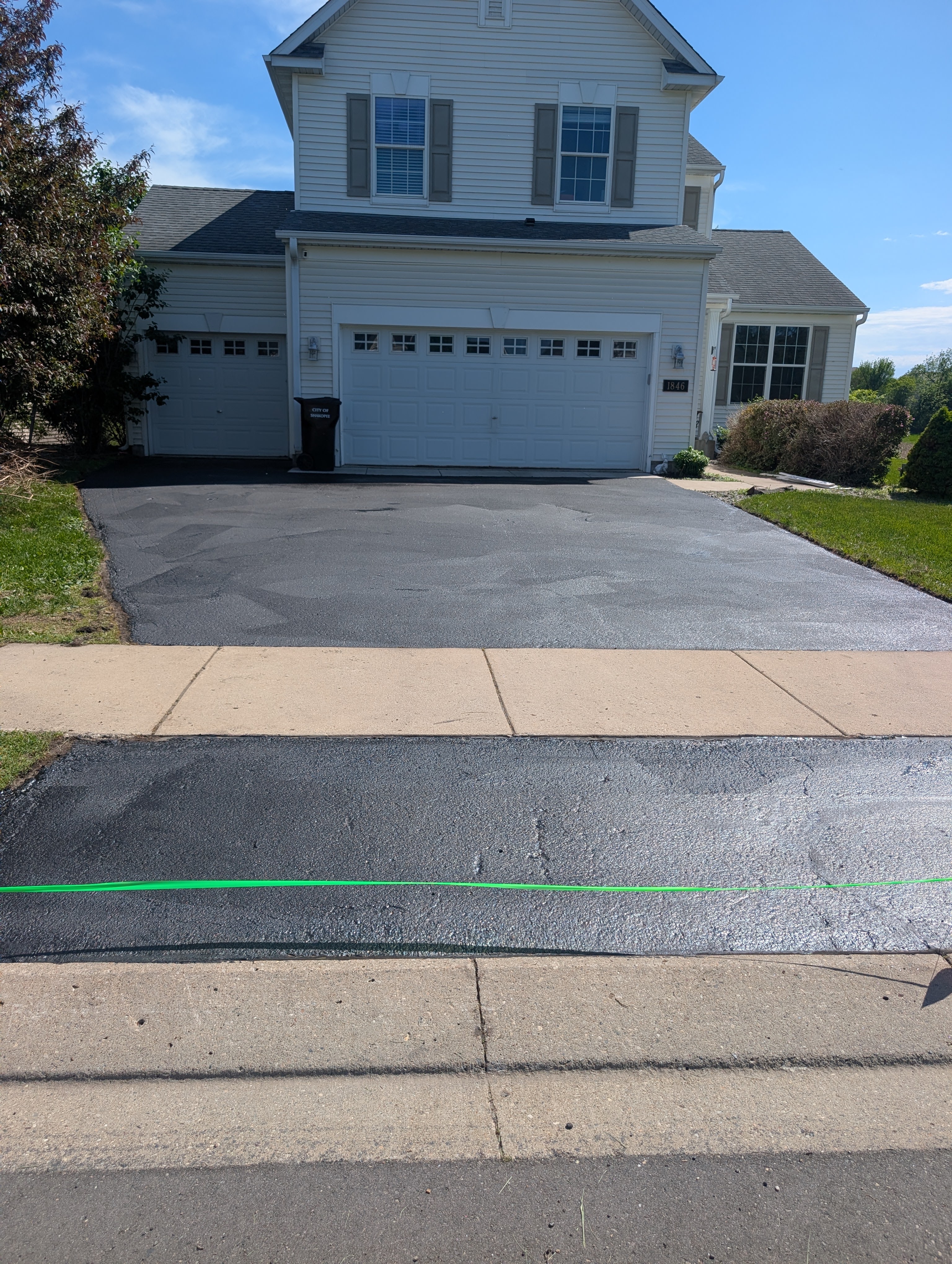 Residential Sealcoating with Green Barricade